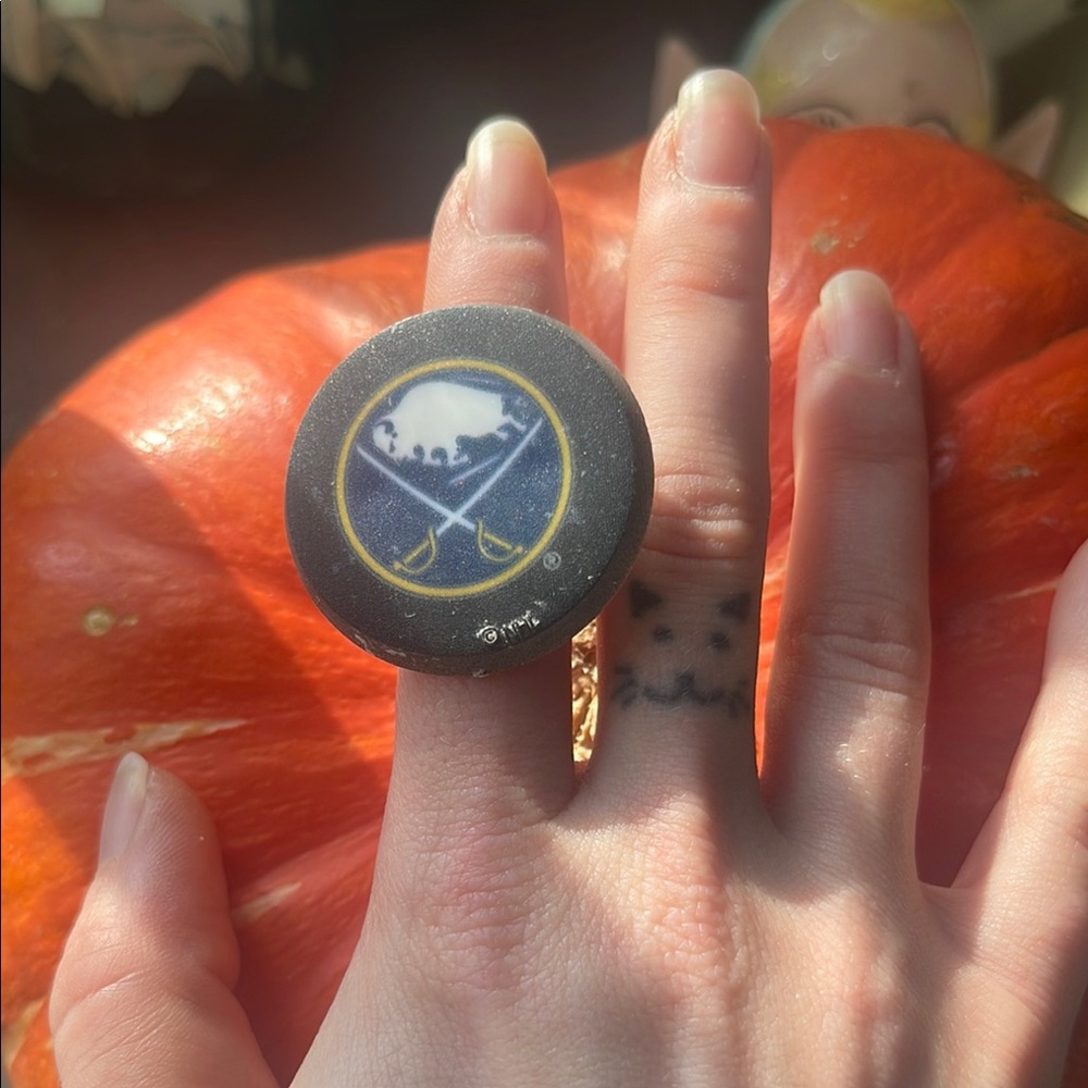 Buffalo Sabres Logo Ring
